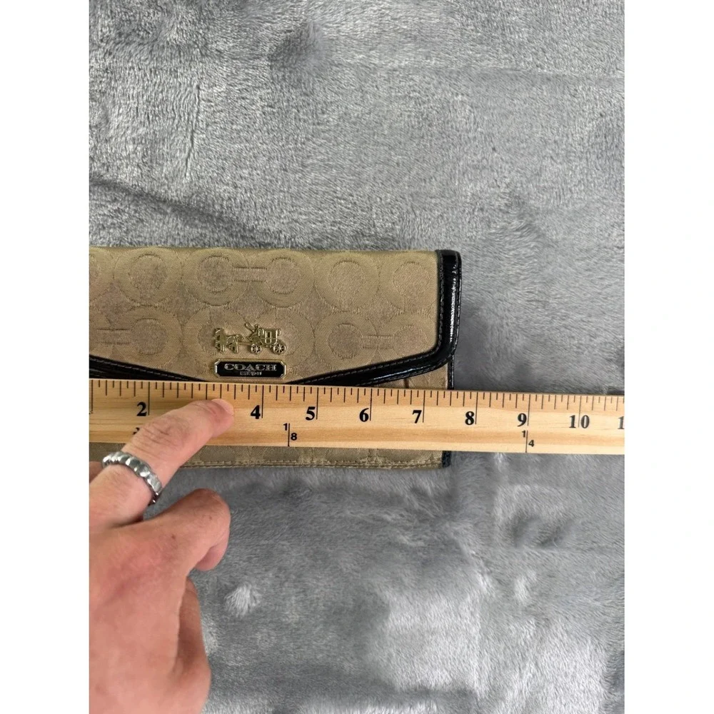 Coach Signature C Pleated Slim Envelope Women's Wallet Large Khaki